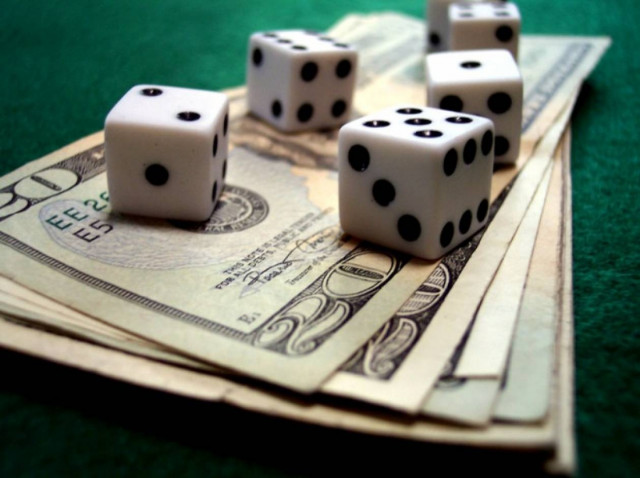Πέντε συλλήψεις για παράνομο τζόγο