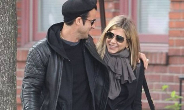 Αδιαφορεί για τα σχόλια του B. Pitt η J.Aniston!