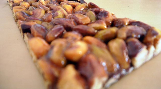 Παστέλι για ρεκόρ Γκίνες στην Αίγινα