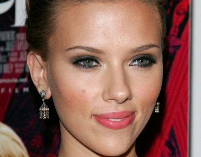 Η απόδειξη ότι οι φωτογραφίες της Johansson είναι αληθινές