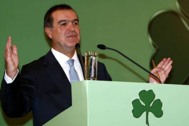 Εκπνέει το τελεσίγραφο Βγενόπουλου