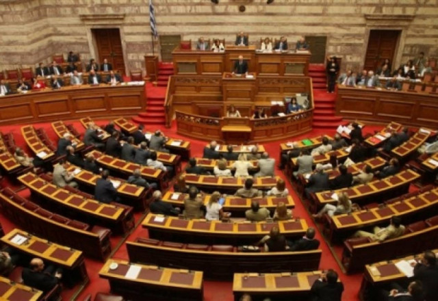 Τα «νέα» μέτρα έχουν ήδη ψηφισθεί στο Μεσοπρόθεσμο