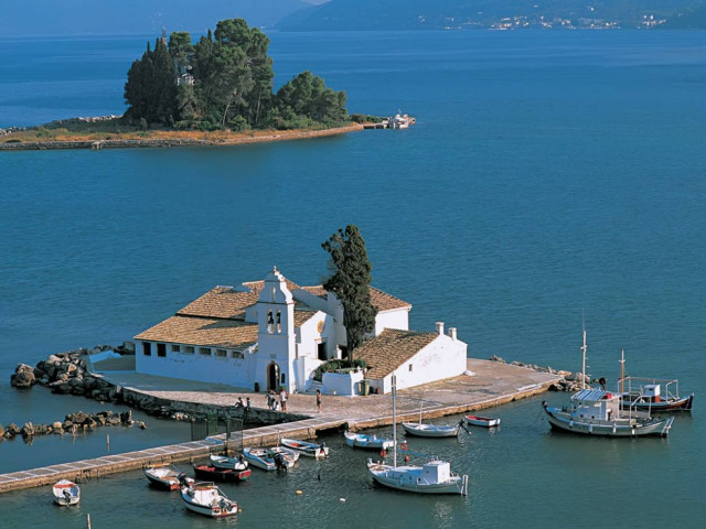 Κινητοποιήσεις ξενοδοχοϋπαλλήλων στην Κέρκυρα