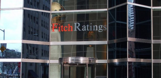 Fitch: Η Ελλάδα θα χρεοκοπήσει, αλλά εντός ευρωζώνης