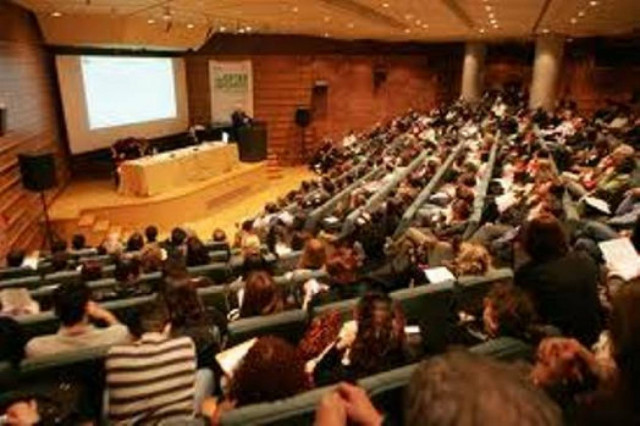 Κινδυνεύει να χαθεί η εξεταστική