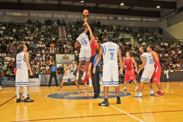 Δύσκολη «φιλική» επικράτηση για Ολυμπιακό