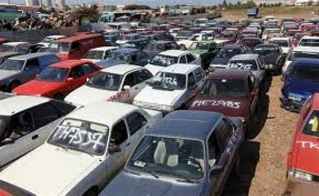 Πελοπόννησος : Ανακυκλώθηκαν  2.699 εγκαταλελειμμένα οχήματα