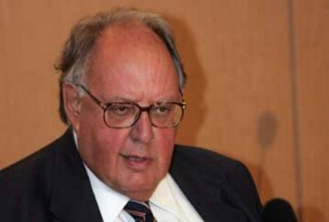 «Να ανακαλέσει ο κ. Πάγκαλος»