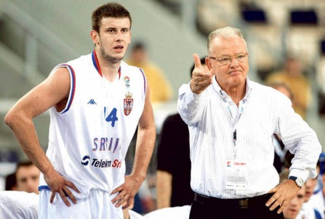 Συνεχίζει στη Σερβία ο «Σοφός»