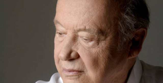 Αυλαία «Στο Πανί και στο γυαλί» με Μ. Πλέσσα