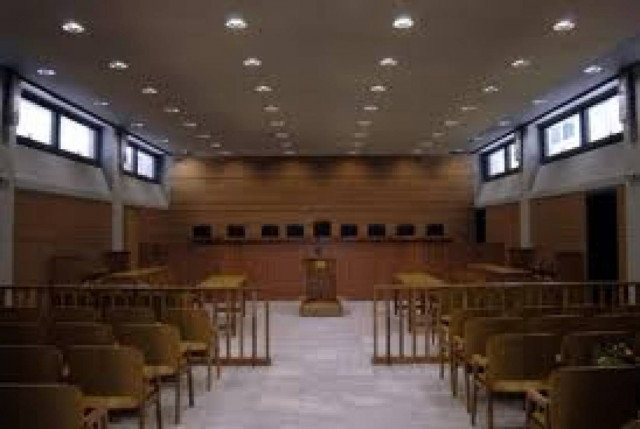 Αυτόφωρο και δίκες εξπρές για τους φοροφυγάδες