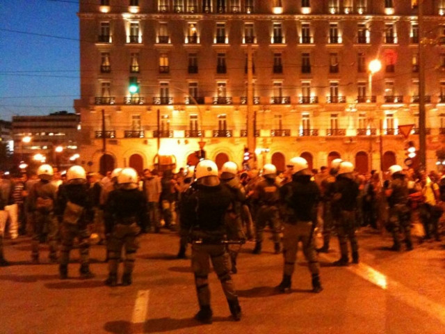 Ασπίδα προστασίας των αστυνομικών στους ένστολους