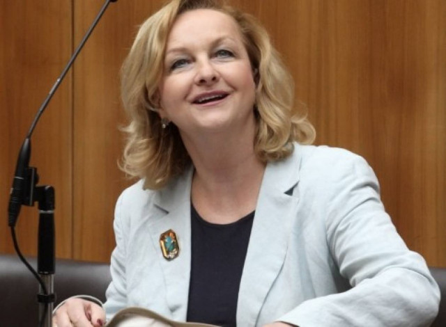 «Οι Έλληνες ζούσαν πέραν των δυνατοτήτων τους»