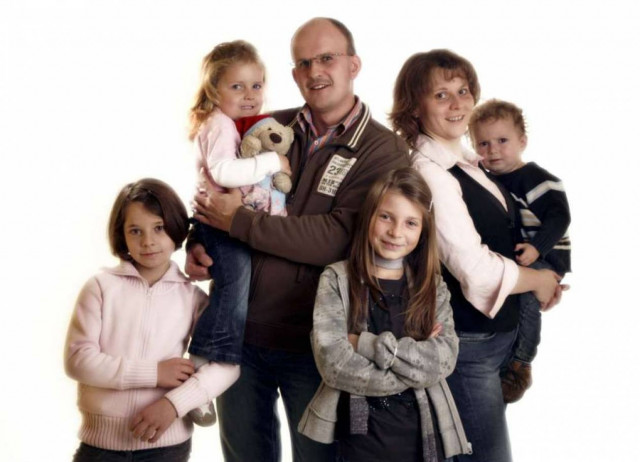 Ποιοι πολύτεκνοι χάνουν επιδόματα