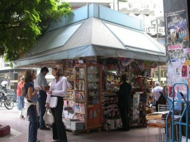 Θεσσαλονίκη: Αποξήλωση περιπτέρων από το κέντρο