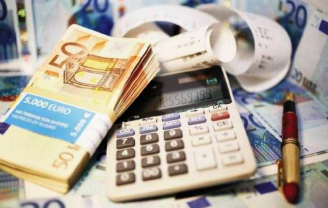 Κομφούζιο με τις αποδείξεις - Τέλος οι φοροαπαλλαγές