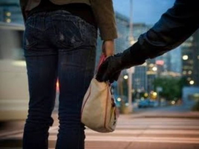 Τέσσερις για μια τσάντα…