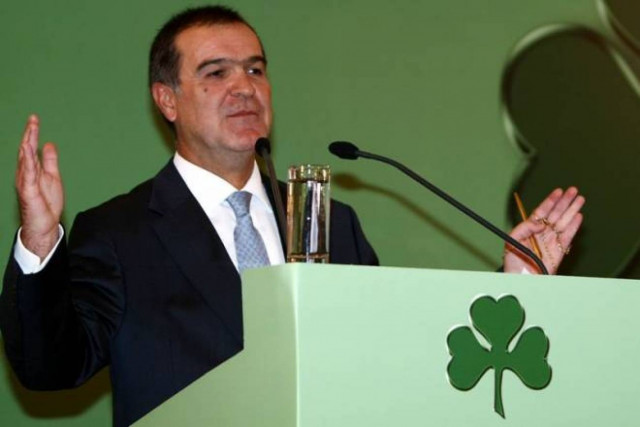 Βγενόπουλος: «Γιατί δεν δίνει εγυήσεις;»