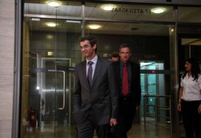 Τι έγινε στην πρώτη συνάντηση Τρόικα - Βενιζέλου