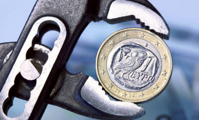 Μειώσεις - σοκ για χιλιάδες υπαλλήλους του Δημοσίου