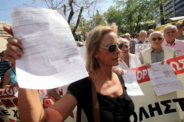 Διαμαρτυρία εκπαιδευτικών για τα χαράτσια