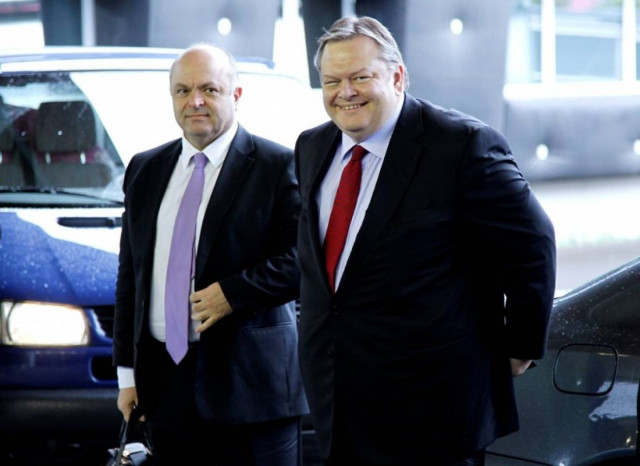 Σε εξέλιξη η συνάντηση Βενιζέλου - Τρόικας