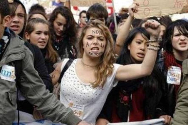 Η εξέγερση των… διακοπών