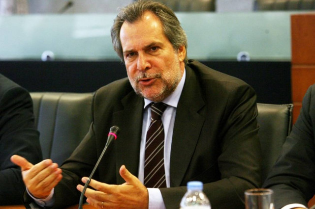 Παπουτσής: Σύντομα ο φράχτης στον Έβρο