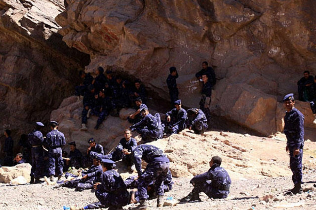 Δεκάδες νεκροί από βομβαρδισμό «κατά λάθος»