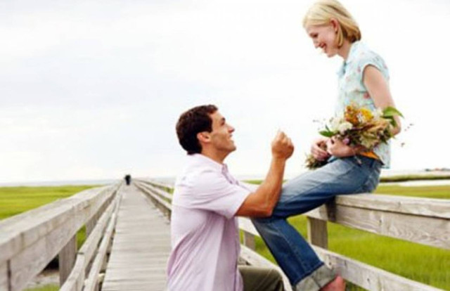 Ποιος κερδίζει στη μάχη του ρομάντζου;