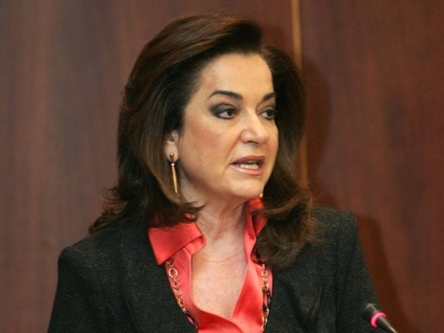 Στην Ολλανδία η Ντόρα