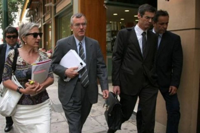 «Η Τρόικα θέλει αίμα στους δρόμους»