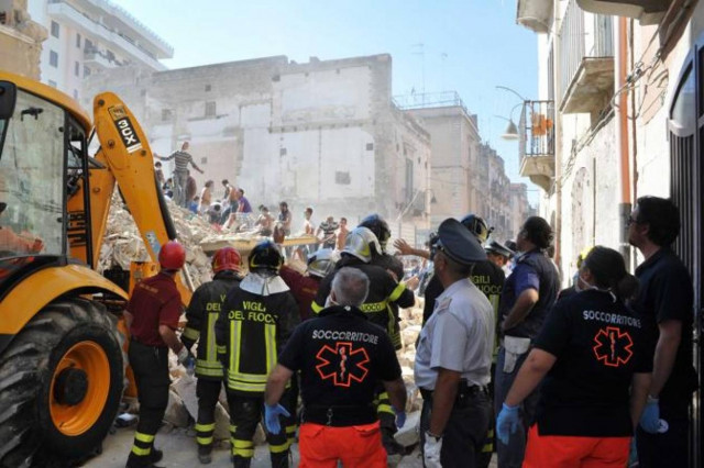 Νεκρή δεκατετράχρονη από κατάρρευση πολυκατοικίας