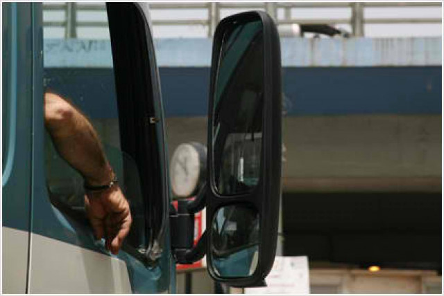 «Χειρόφρενο» των ιδιοκτητών φορτηγών στα Χανιά