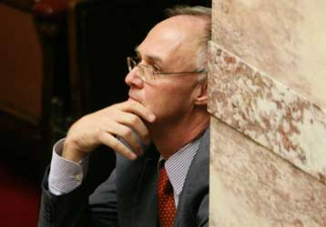 Π. Δούκας: «Αναπόφευκτη η χρεοκοπία»