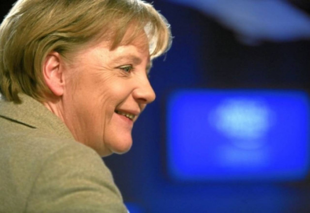 Μέρκελ: Να μη διστάσει η Ευρώπη να ανακεφαλαιοποιήσει τις τράπεζες