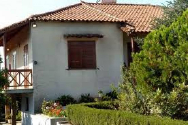 Έδεσαν και λήστεψαν ηλικιωμένες μέσα στο σπίτι τους!