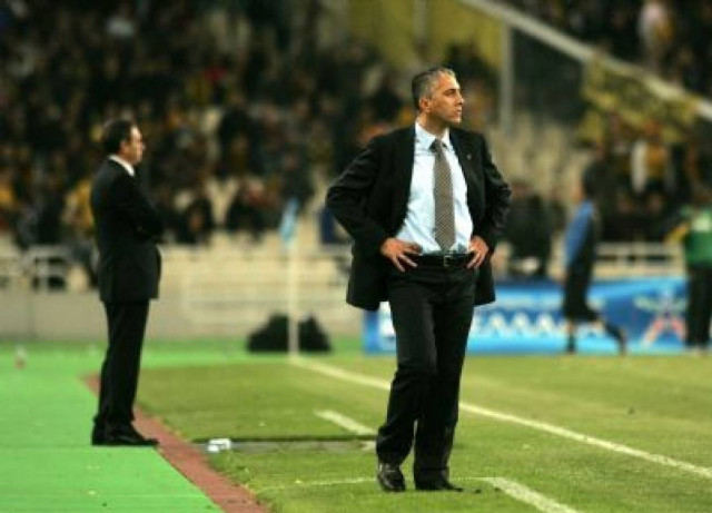 Κωστένογλου και επίσημα