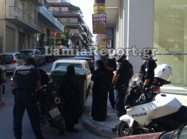 Καλόγριες «μαϊμού» στη Λαμία