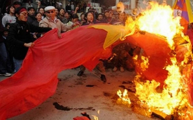 Κίνα - Αυτοπυρπολήθηκαν άλλοι δύο Θιβετιανοί μοναχοί