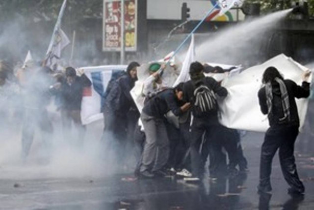 Επεισόδια σε φοιτητική διαδήλωση στη Χιλή