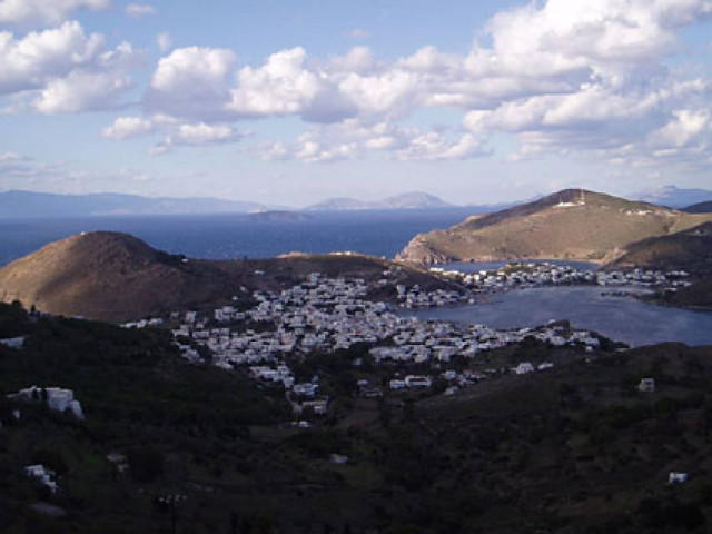 Πρόσκρουση πλοίου σε ύφαλο στην Πάτμο