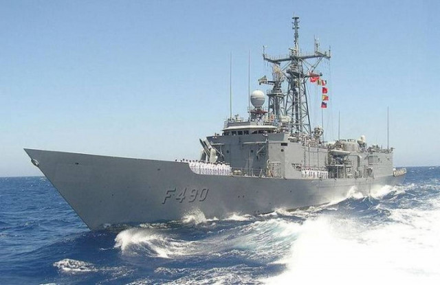 Τουρκική φρεγάτα έφτασε στο Σούνιο!