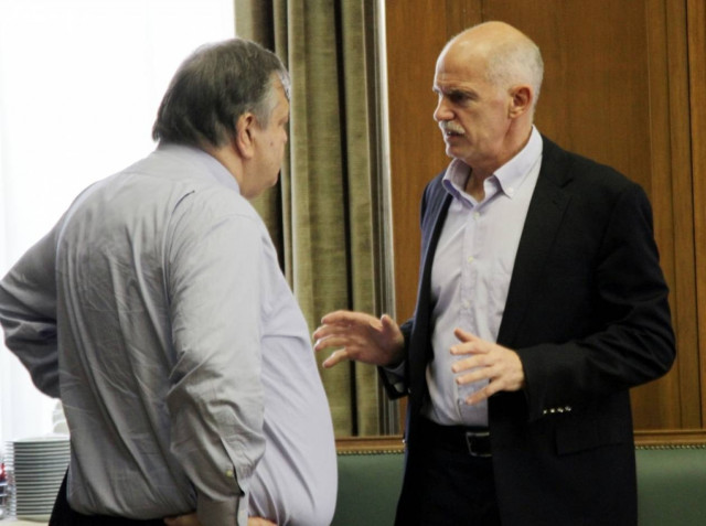 Κρίσιμη συνάντηση Παπανδρέου - Βενιζέλου