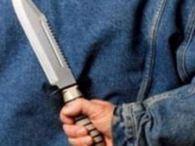 Βρήκε τους ληστές στο σπίτι της