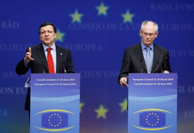 Μπαρόζο και Ρομπάι καλούν την Σλοβακία να εγκρίνουν τον EFSF