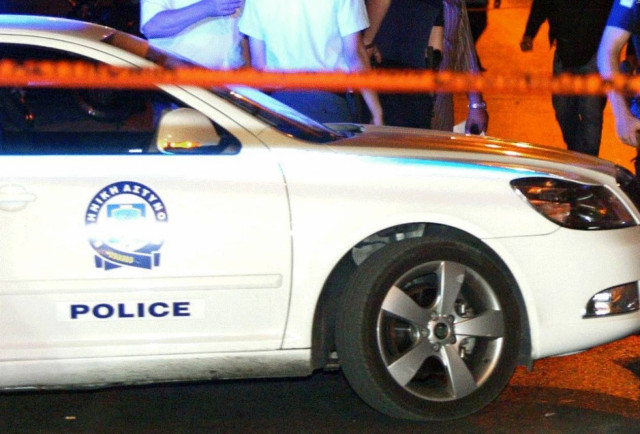 Μεγάλη έκρηξη στην Γλυφάδα - Καταστροφές σε πολλά μαγαζιά