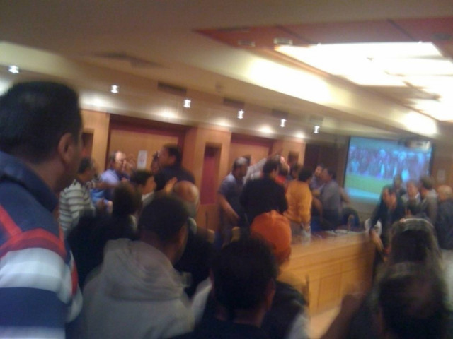 Υπό κατάληψη τα γραφεία της ΚΕΔΚΕ