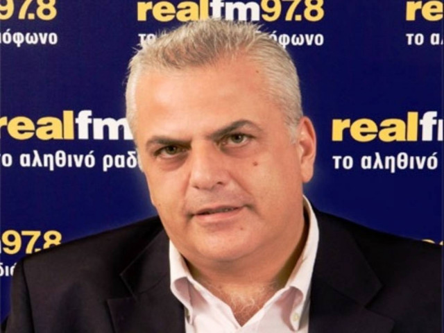 Ένας χρόνος newsbomb: Ευχές από τον Β. Σκουρή