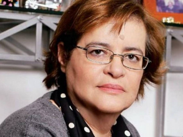 Ένας χρόνος newsbomb: Ευχές από την Ντέπυ Γκολεμά